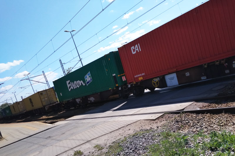 Transport kontenerowy z Chin